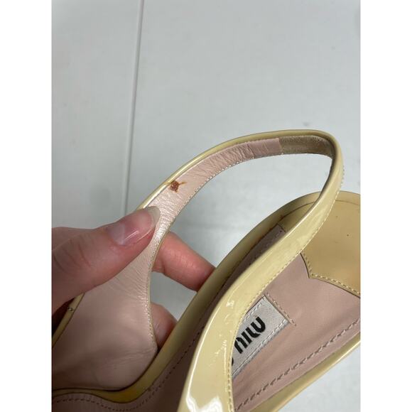 MIU MIU Patent Peep Toe Platform Slingback Pumps Light Beige Women's 39.5 US9.5 - Picture 10 of 13